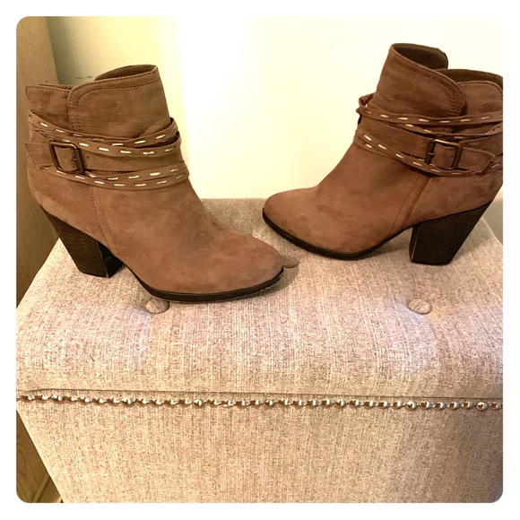 Grey Booties - Picture 1 of 4